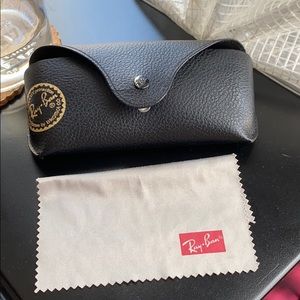 Ray-Ban Case & Dust Cloth